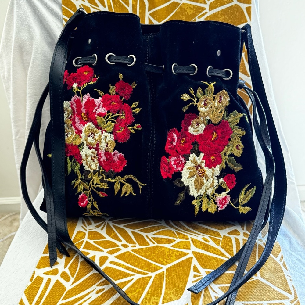 Floral Patricia Nash Shoulder Bag
